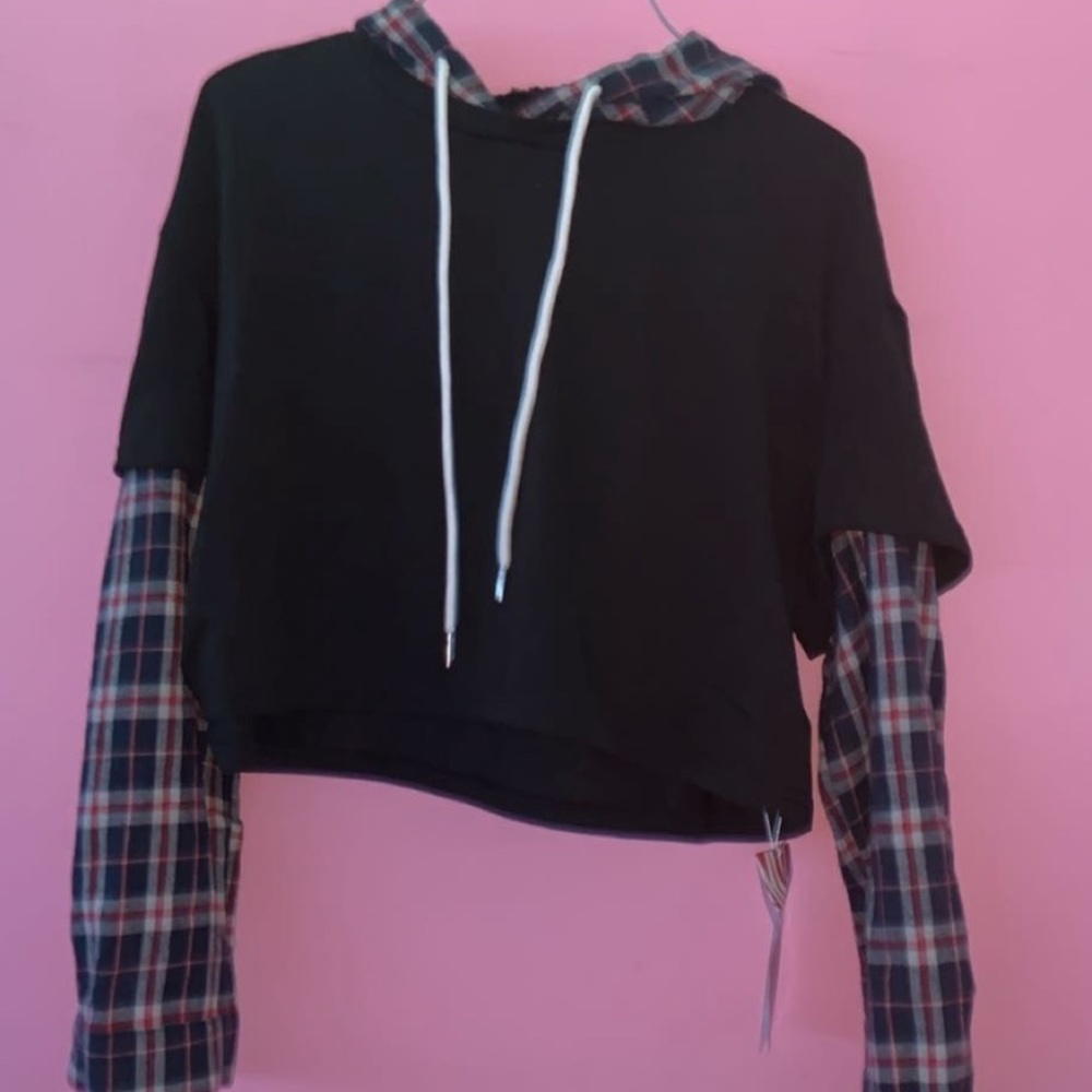 Croptop - Picture 2 of 2